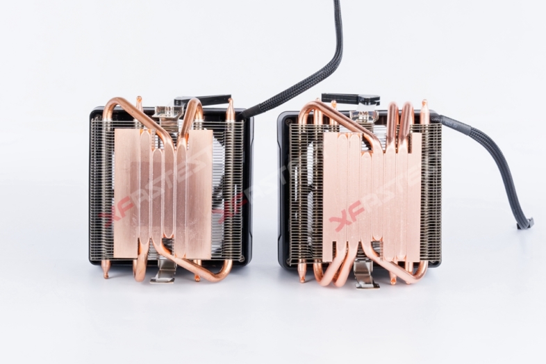 AMD Wraith Prism Cooler。左が本物、右が偽物