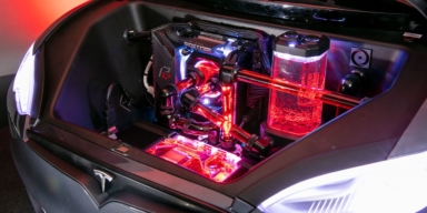 Tesla Model S - LUDICROUS PC