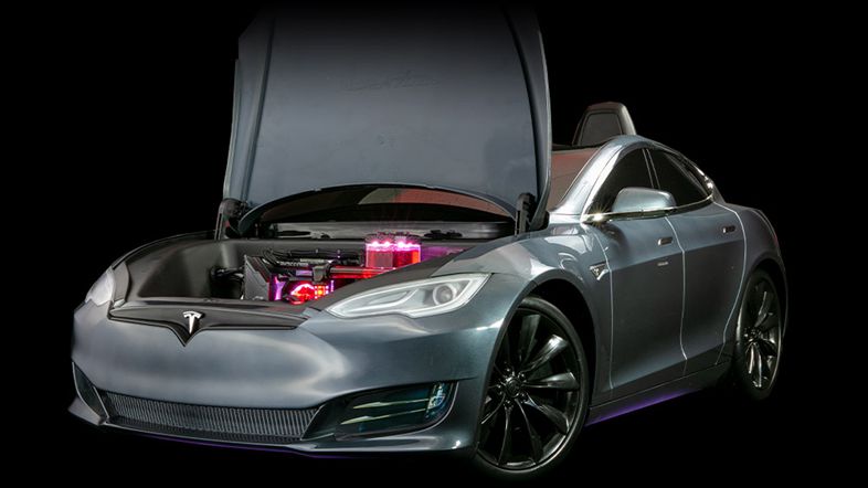 Tesla Model S - LUDICROUS PC