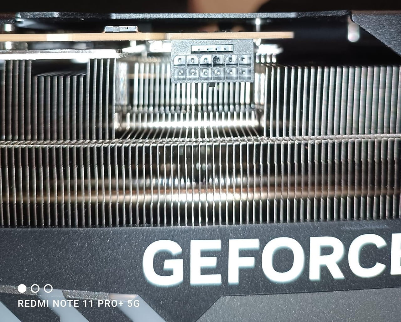 GeForce RTX 4090 - ATX 3.0電源のネイティブ接続でも12VHPWRコネクタが融解