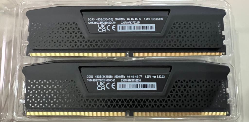 Corsair VENGEANCE CMK48GX5M2B5600C40 48GB (24GB x2) DDR5-5600