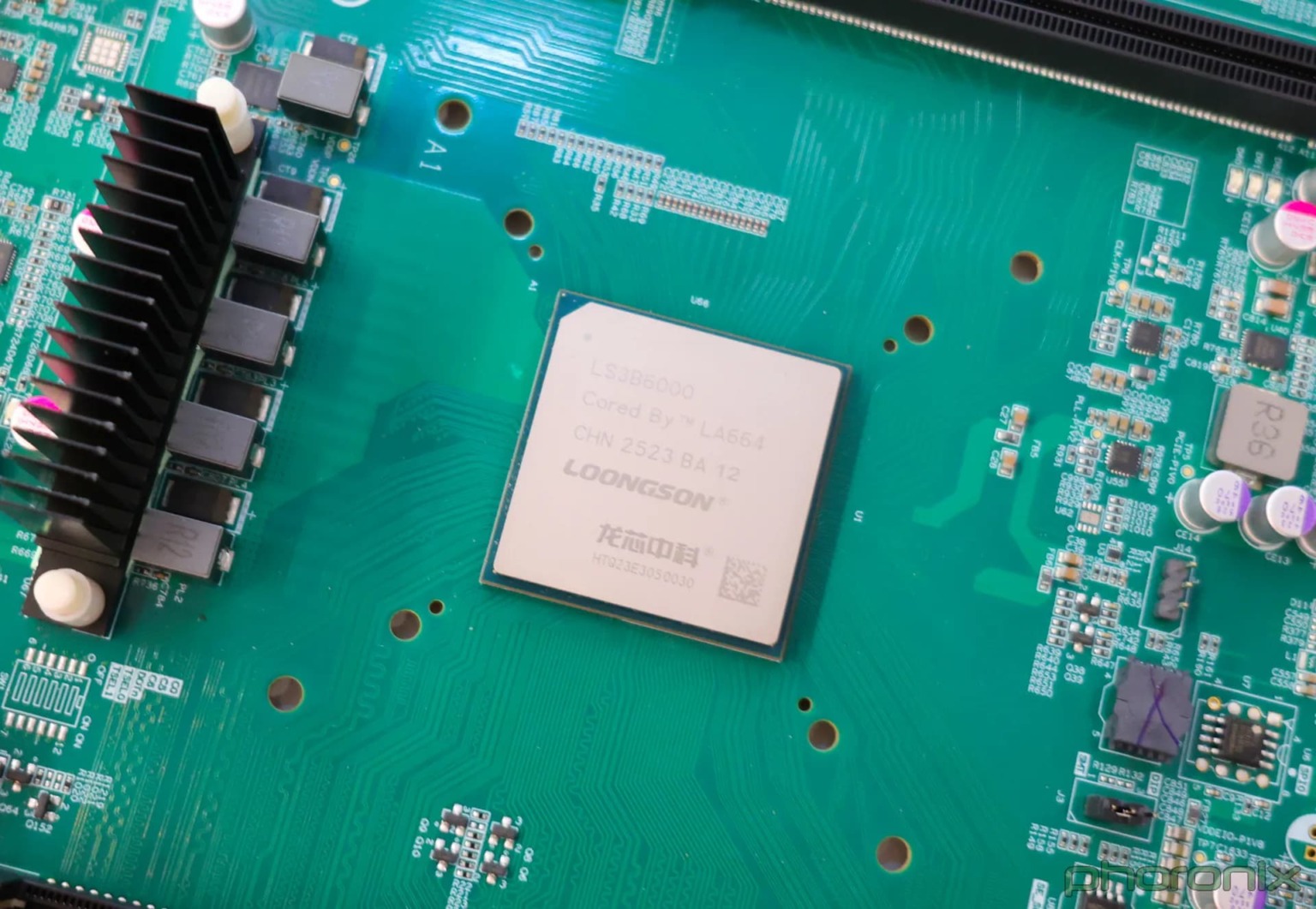 中国国産CPU『Loongson 3B6000』のベンチマーク公開！Ryzen 5 9600Xの3分の1程度の性能…… | ニッチなPC ...